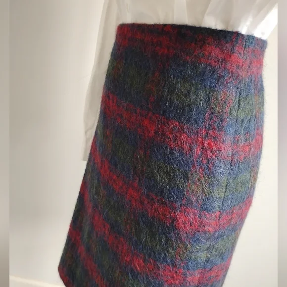 Talbots Wool Alpaca Blend Classic Pencil Skirt Tartan Navy Blue Colorful Sz 10 - Picture 7 of 14